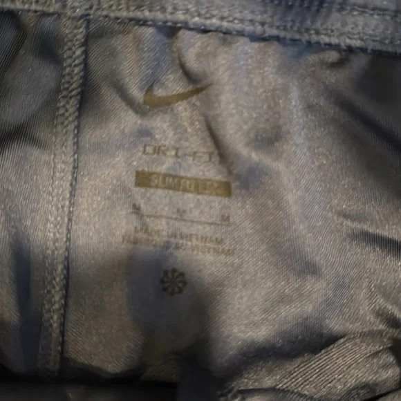 Pair of two Nike athletic shorts dry fit, slim fit - Picture 3 of 5